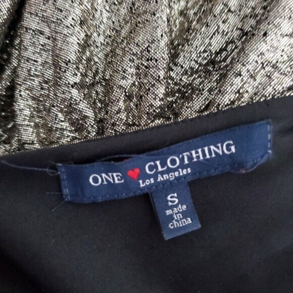 EVENING- One Clothing- Warm Silver-Metallic Skater Pleated Party Dress- Small - Picture 15 of 16